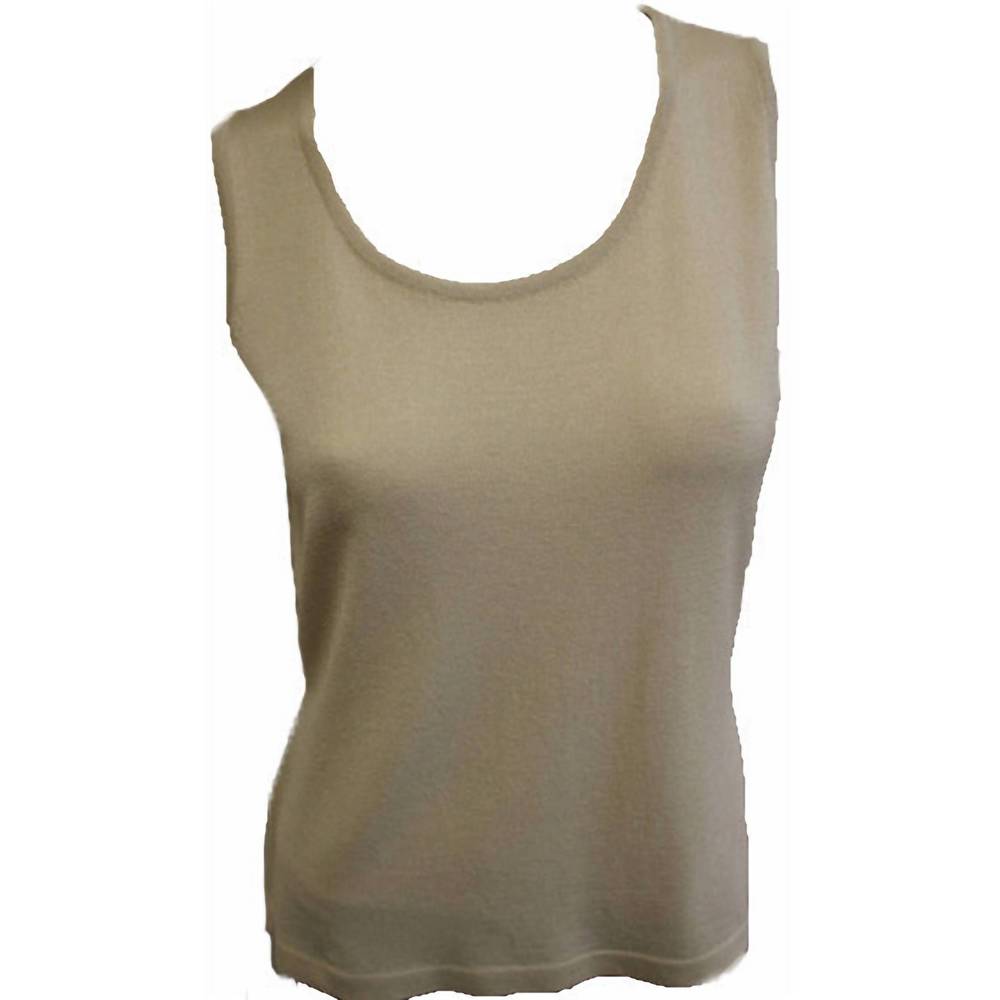 NEW ANGEL bra-friendly tank top in taupe